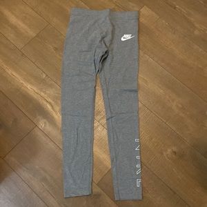 Nike Youth XL
